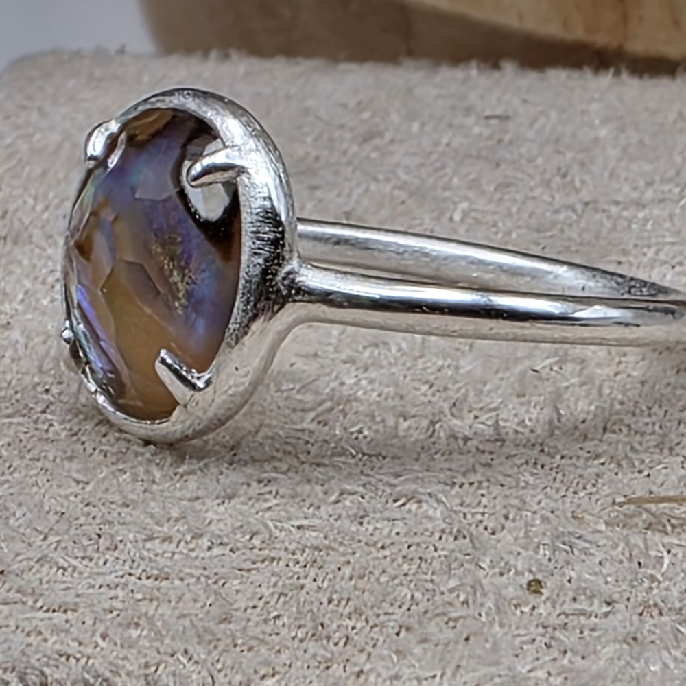 Elegant Silver and Brown Gemstone Ring (1148)